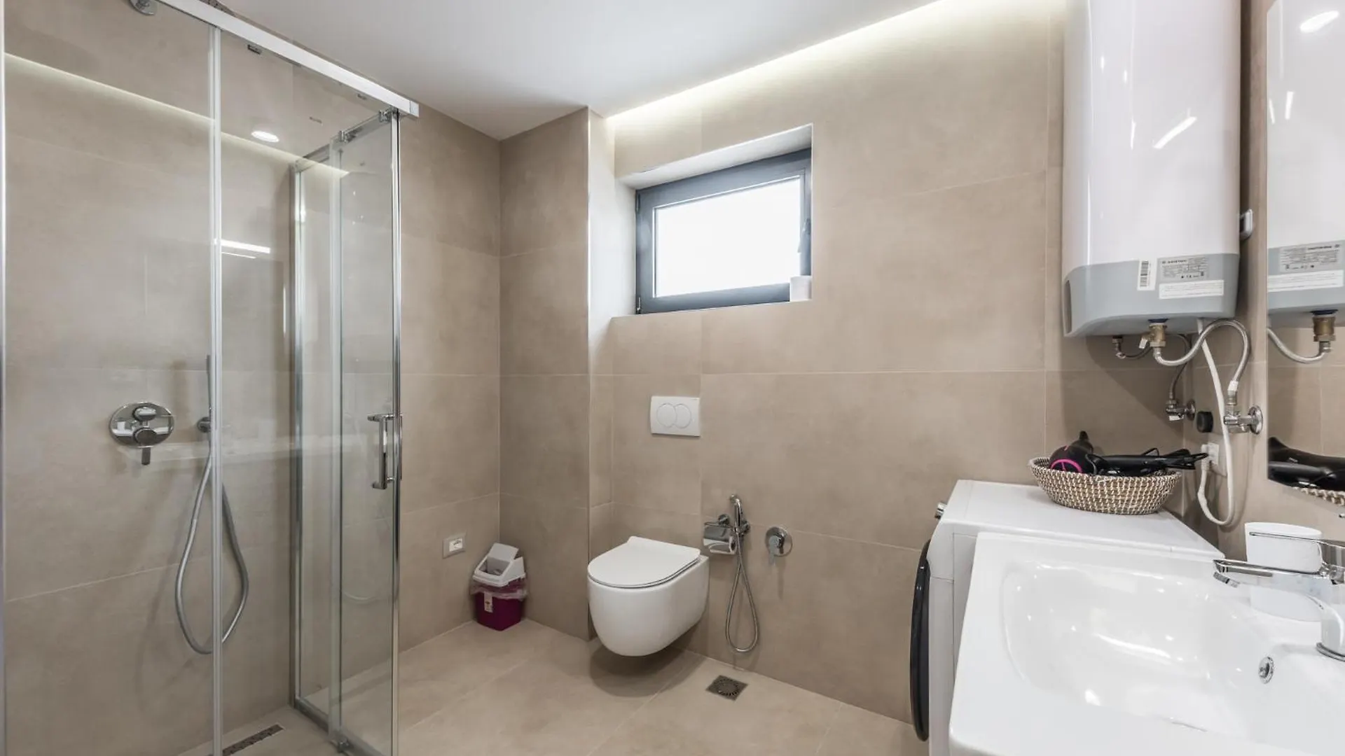 Luxurious Panoramic Apartment Tiran
